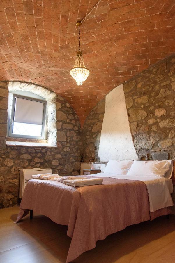 Casale 1541 Bed and Breakfast Bolsena Exteriör bild